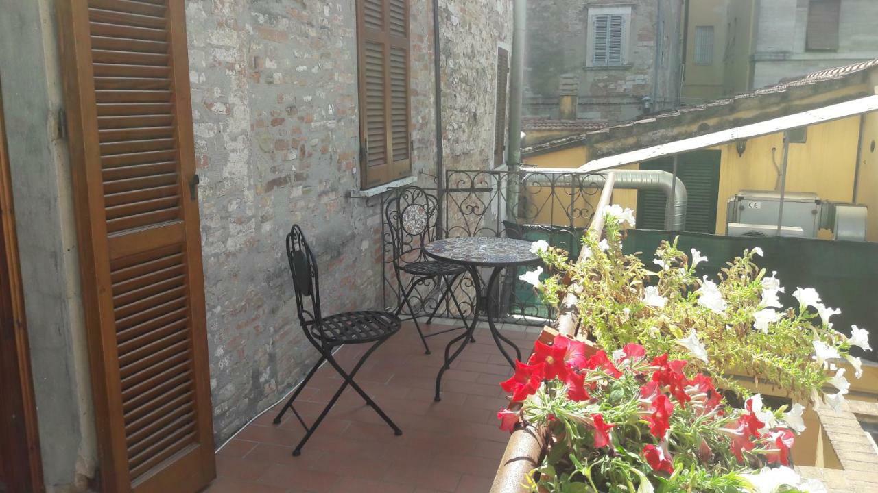 Via Piantarose, 12 Lägenhet Perugia Exteriör bild